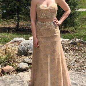 Montage by Mon Cheri